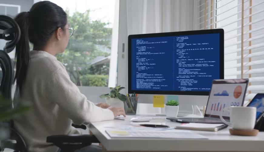 青云谱区企业数字化解决方案:机器学习赋能商业模式升级的核心路径